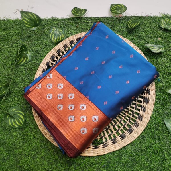 Varna mozhi Silk Sarees