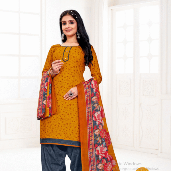 Priyanshi Kurti