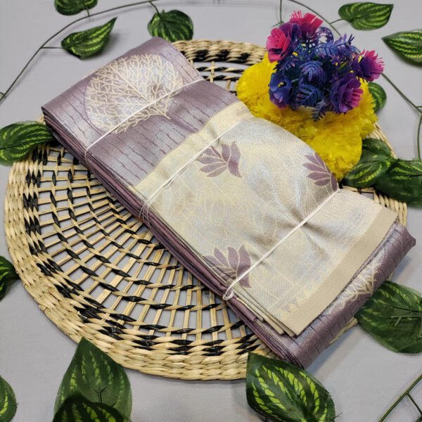 Single Leaf Pavishna Saree